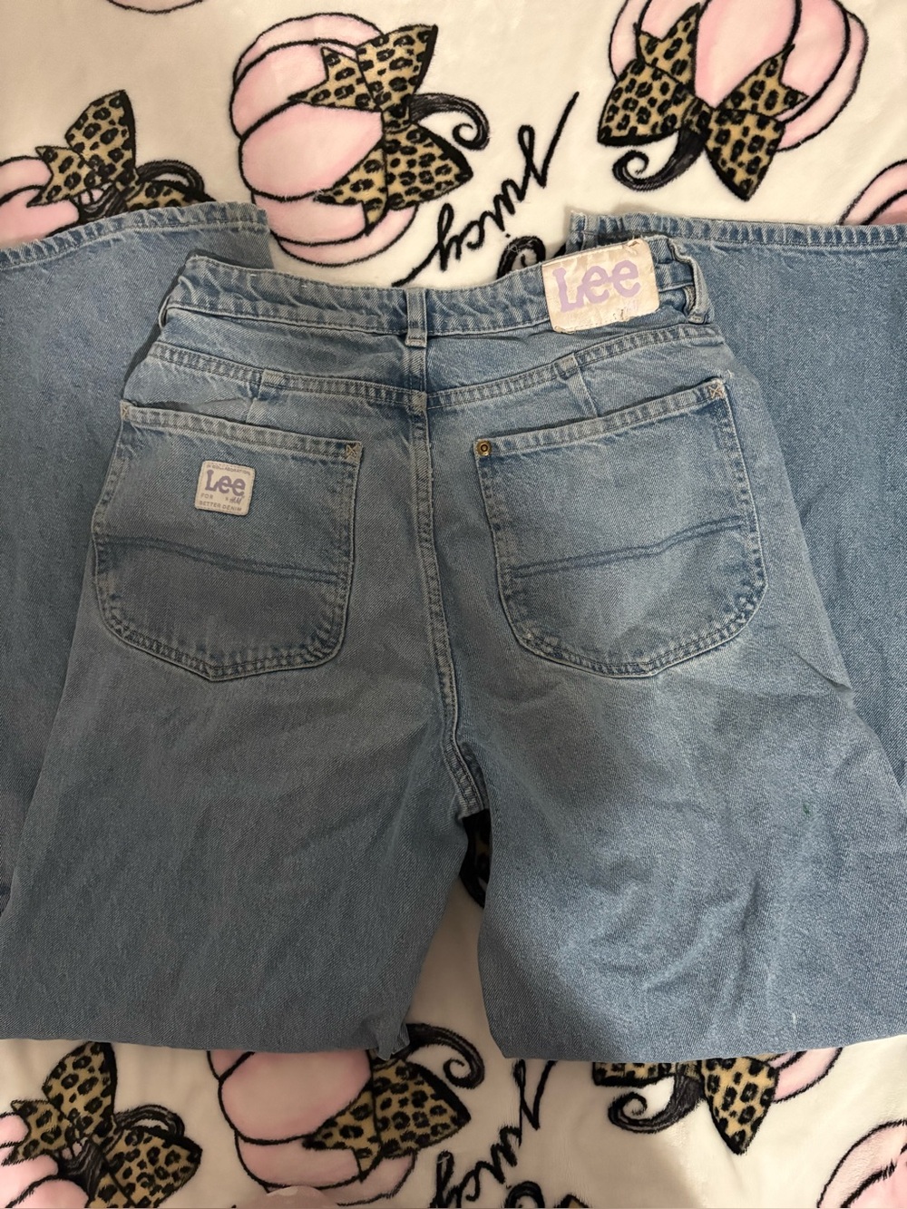 Lee x H&M brand wide-leg baggy jeans